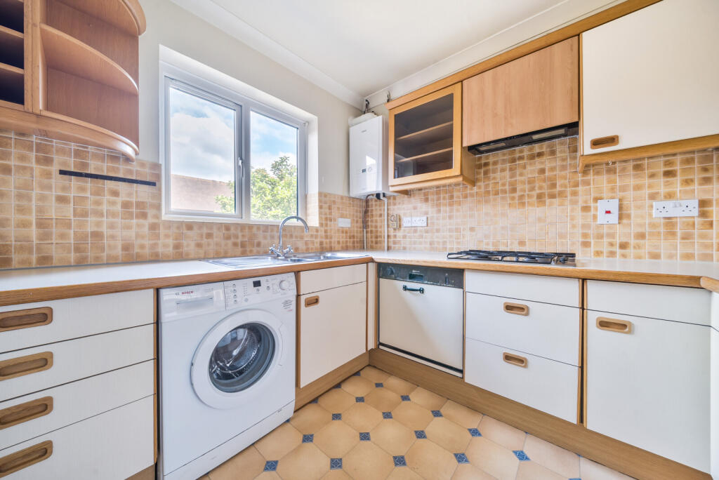 1296600-20-682b11...