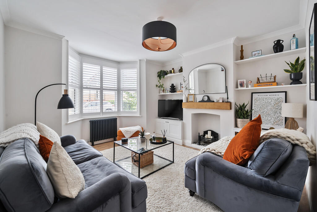 1334326-6-6890e67...