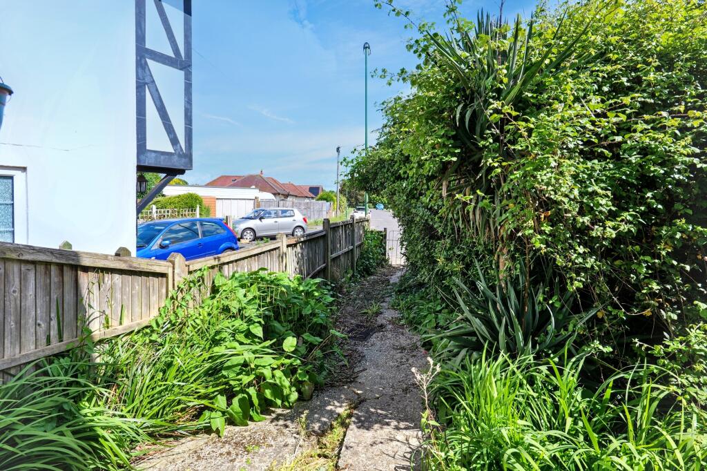 22 West View Drive, Yapton, Arundel, BN18 0JR
