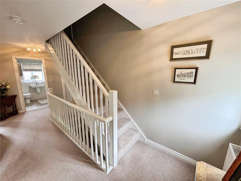 1st Floor Landing