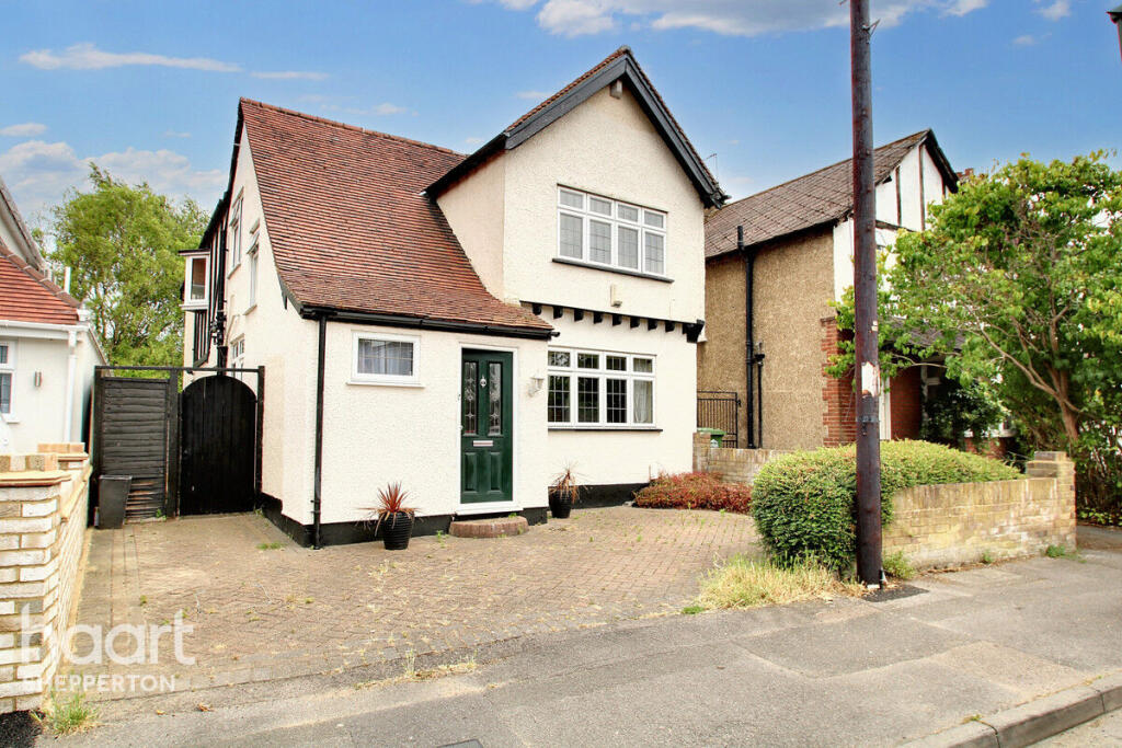 Watersplash Road, Shepperton