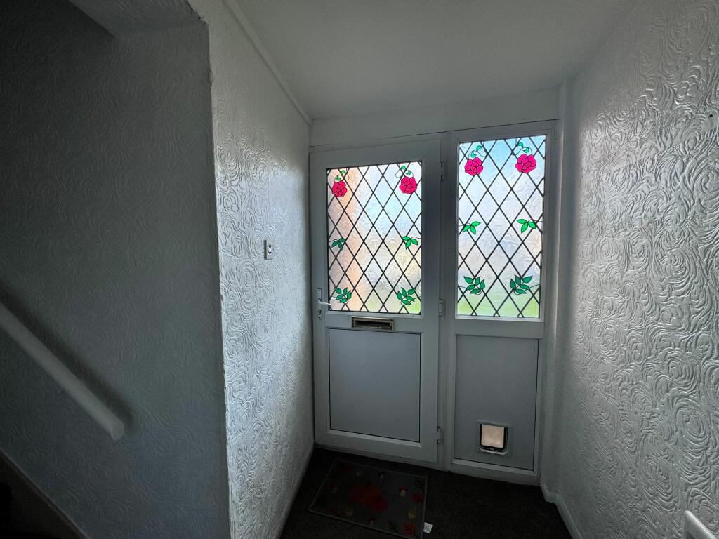 ENTRANCE PORCH