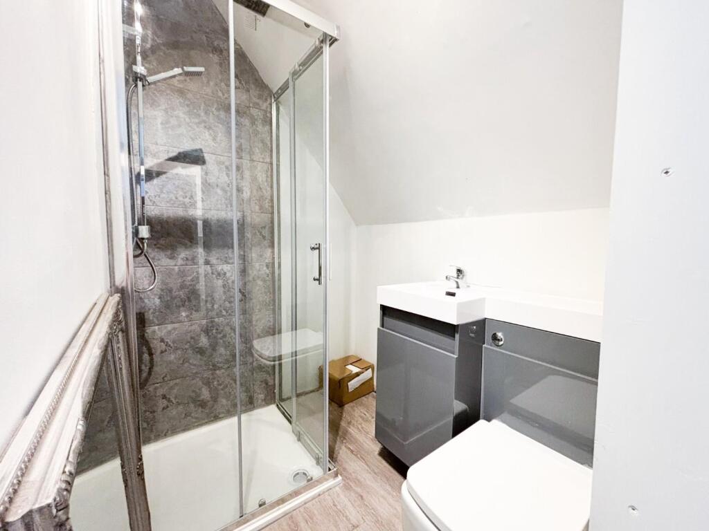 Ensuite Shower Room