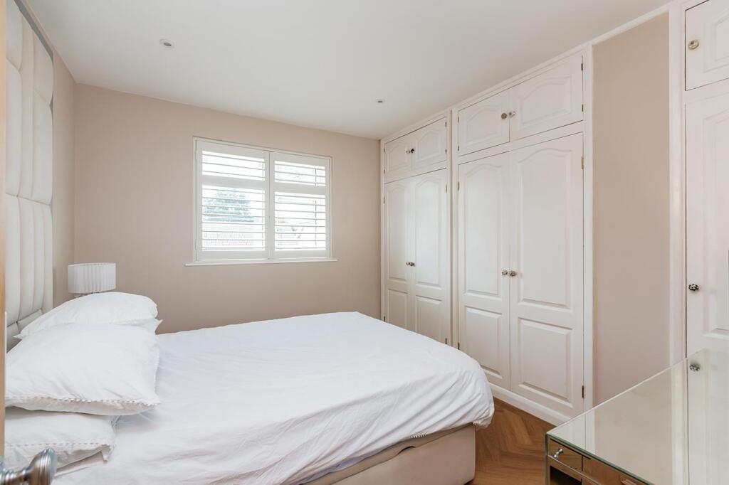 3 Merton Avenue-LR20.jpg