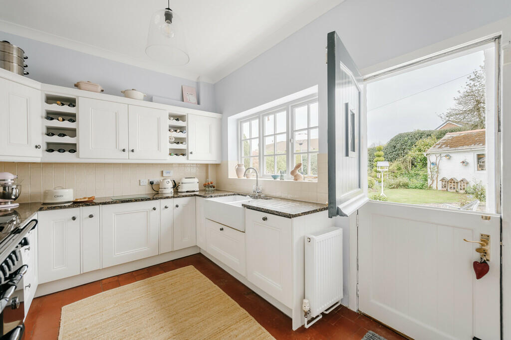 Kitchen with Stab...