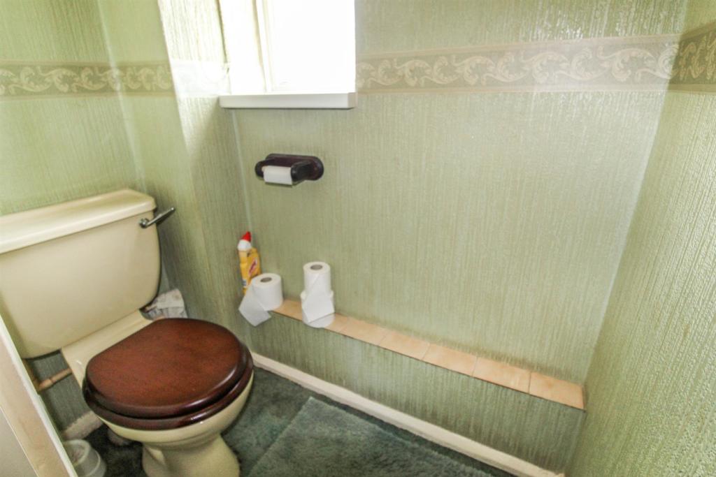wc.jpg