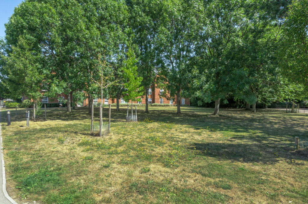 1325353-3-6870ec8...