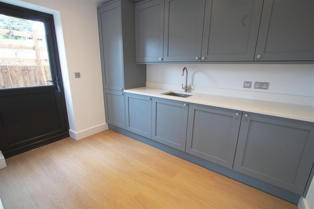 UTILITY ROOM.jpg