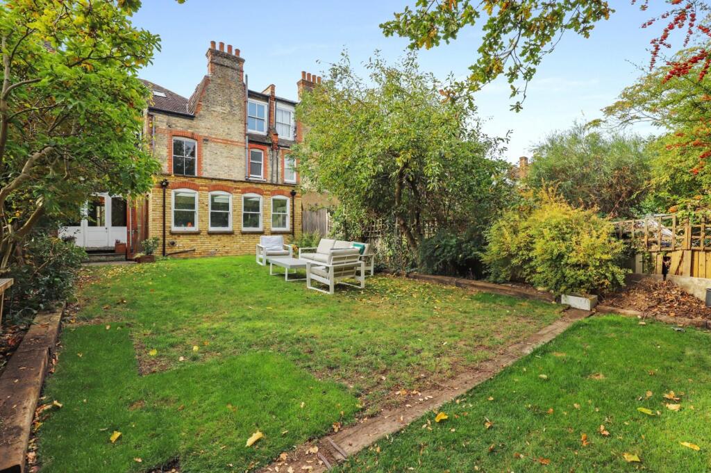 05-64f7JHPropWorld - 13 Bishopthorpe Road - 18 (1)