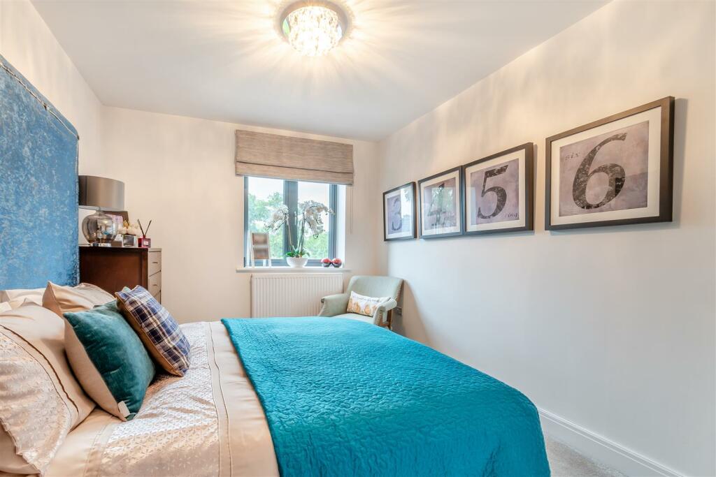 8611011-interior14.jpg