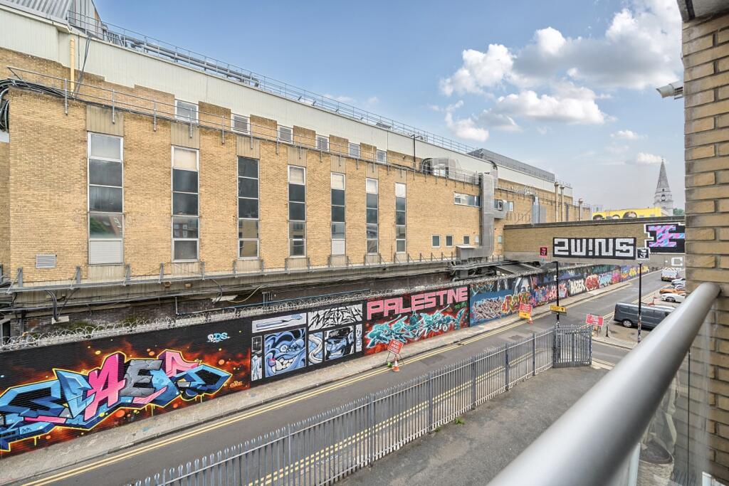 1306835-18-6846fe2fa96ea