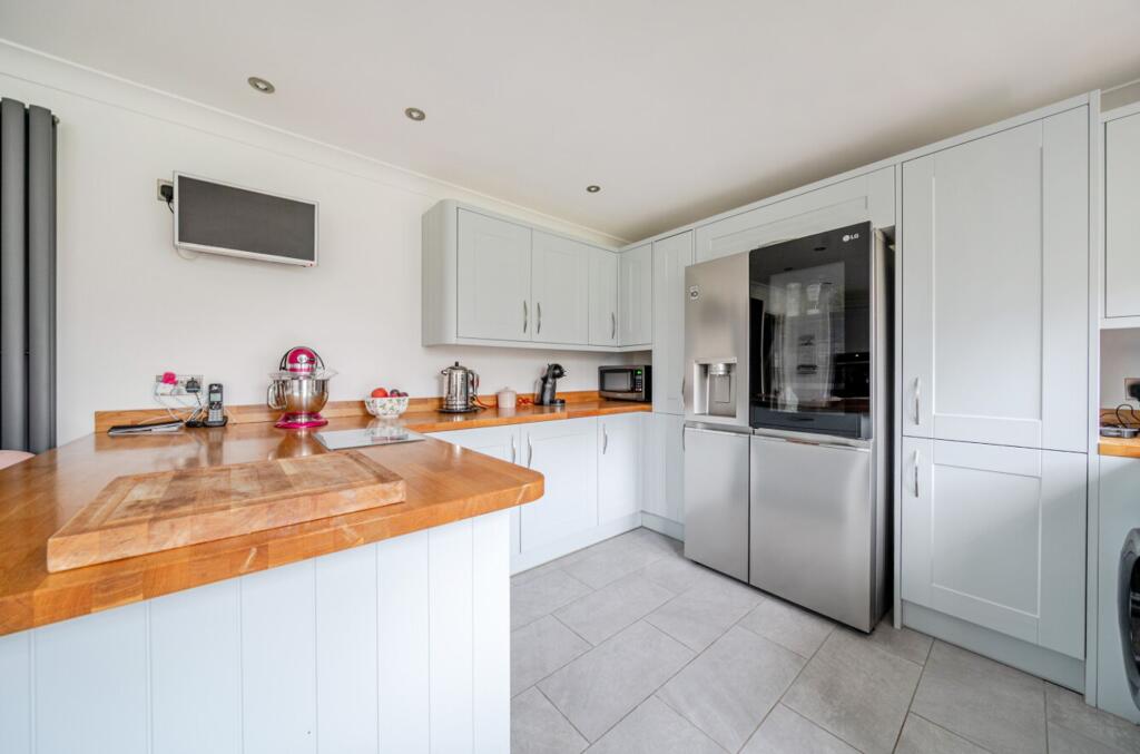 Kitchen / Breakfast Room