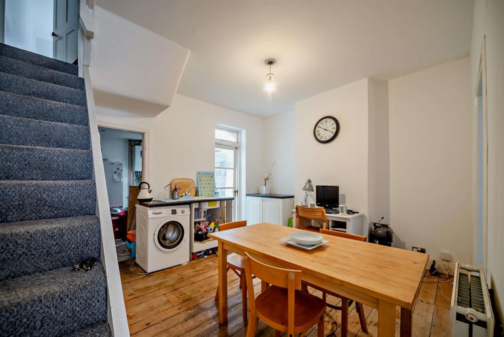 8657373-interior07-800.jpg