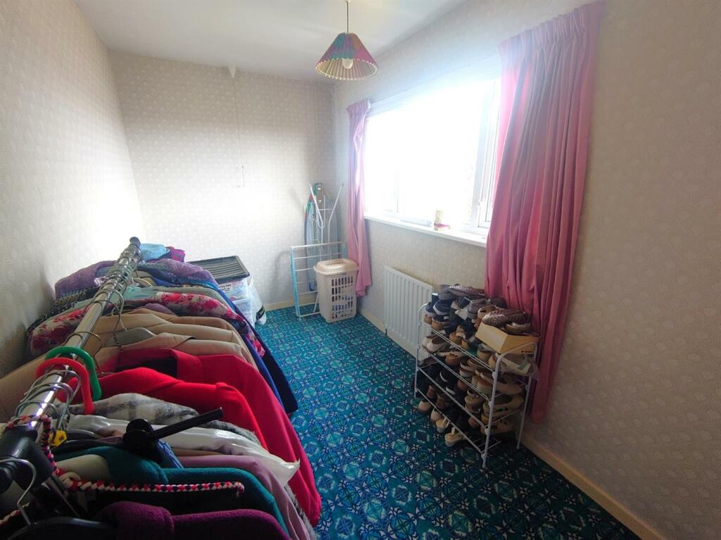 Bedroom 3.JPG