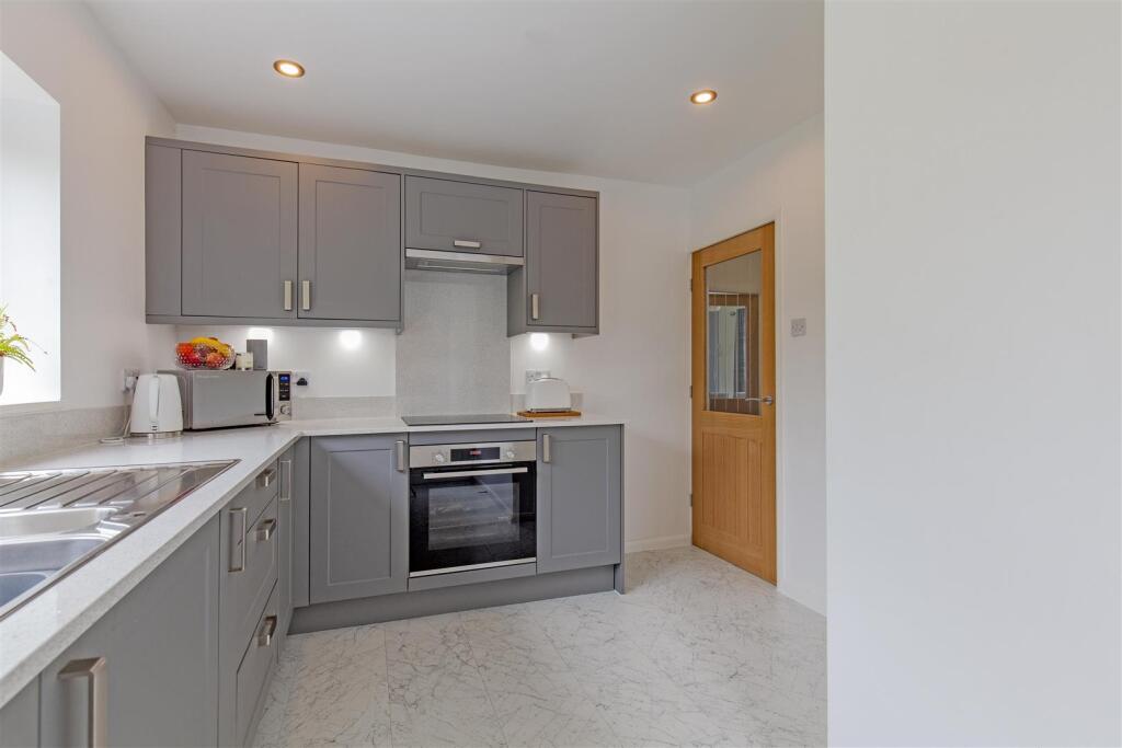 Superb Integrated Kitchen