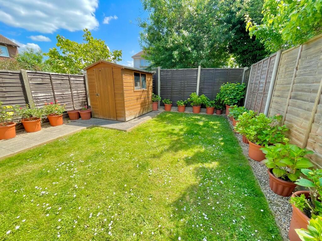 2 The Moorings Re...