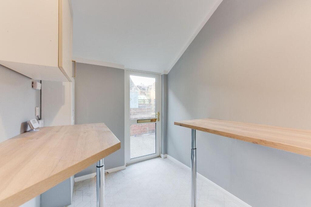 Utility room 1.2.jpg