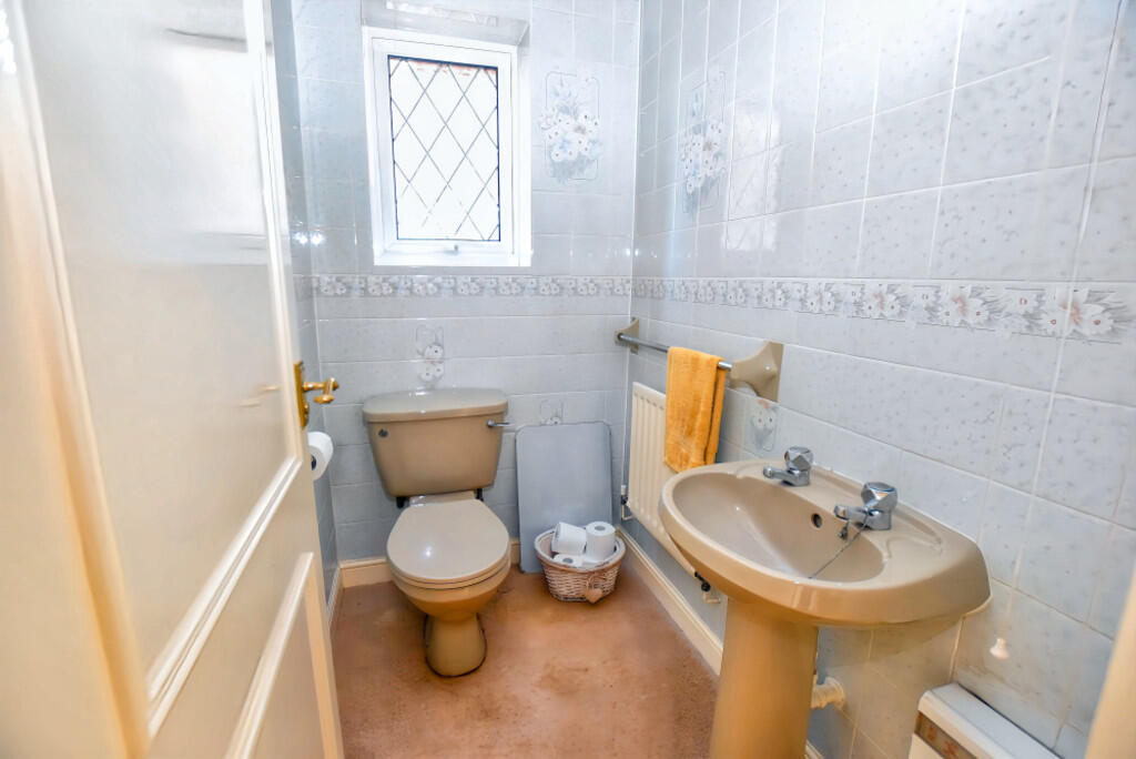 GF WC