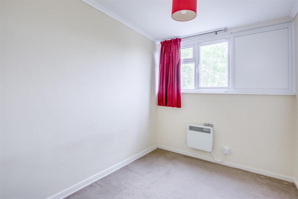 17 Hunters Hill, HP13 7EW-1.jpg