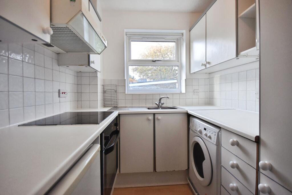 pbox-kitchen-345644.JPG