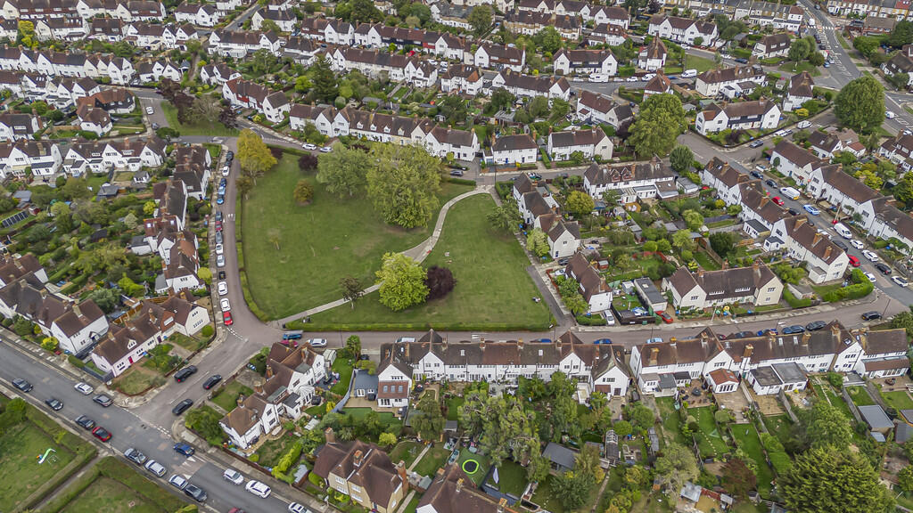 Lovelace Green (1...