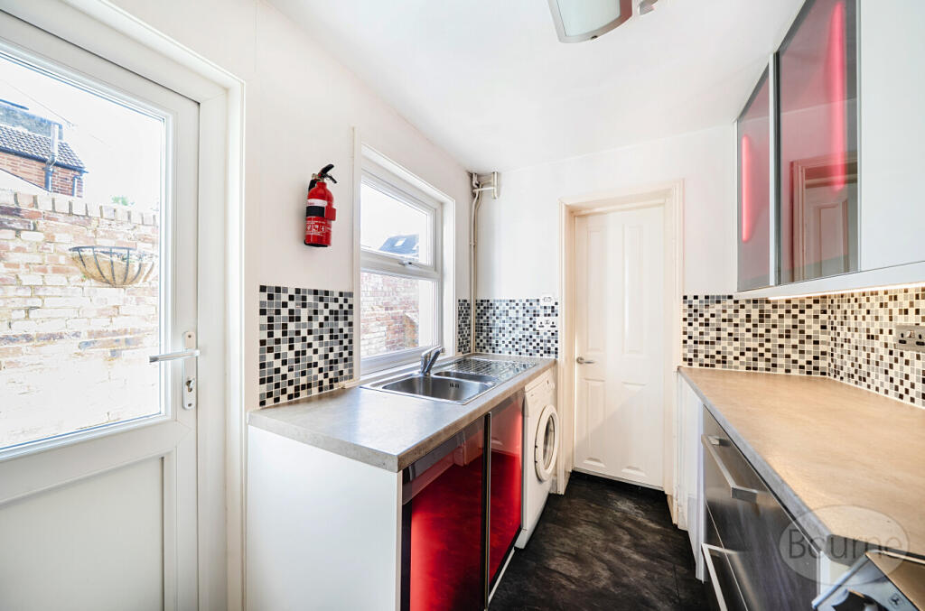 dde09e93-4e23-4ed...