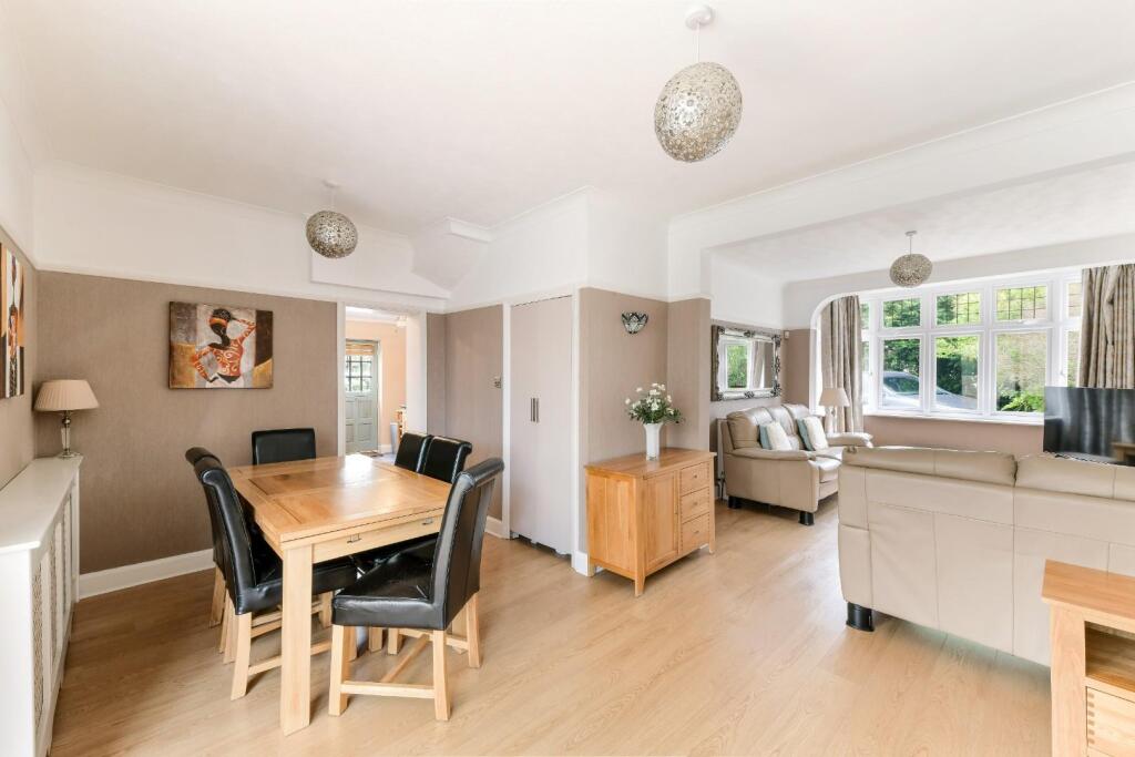 SANDRINGHAM ROAD (12).jpg