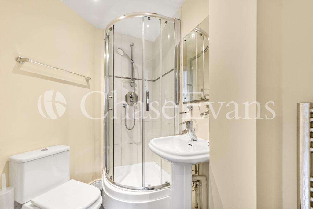 Bathroom - Tradewind