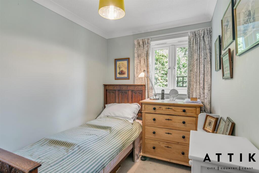 32 The Limes, London Road Halesworth IP19 8LT (23)