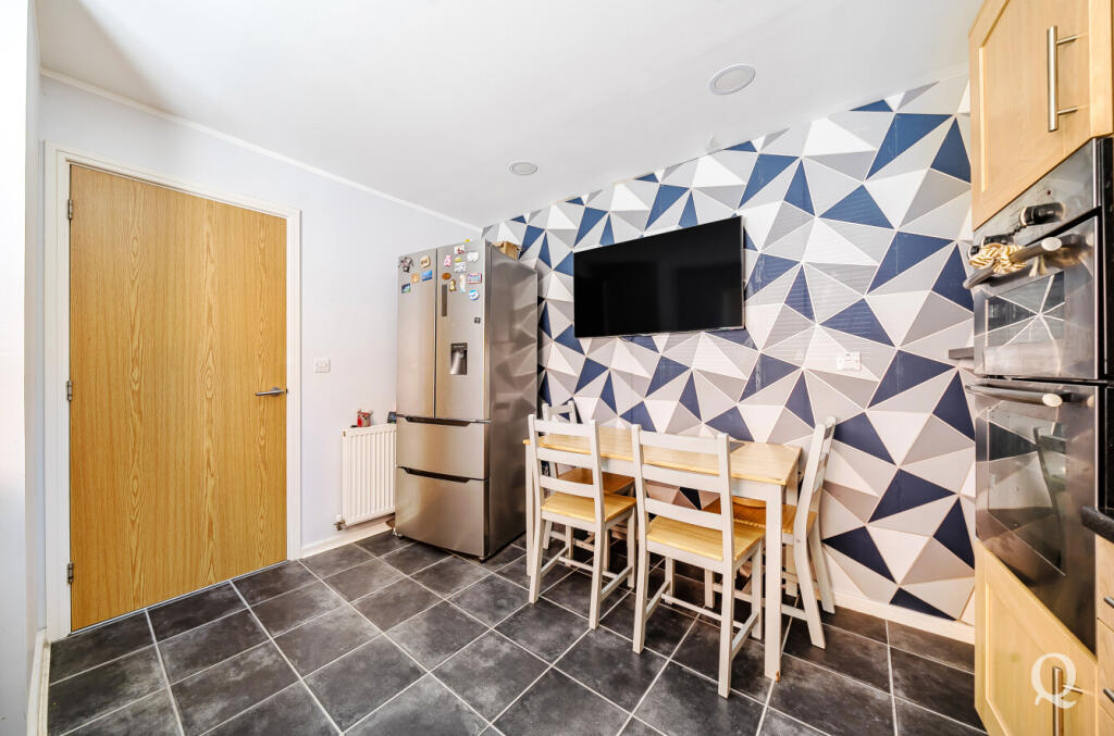 b3603e95-98cb-46d...