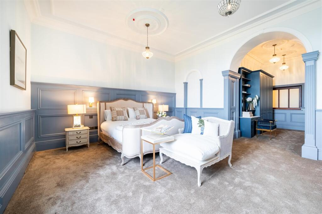 Bedroom 2.jpg