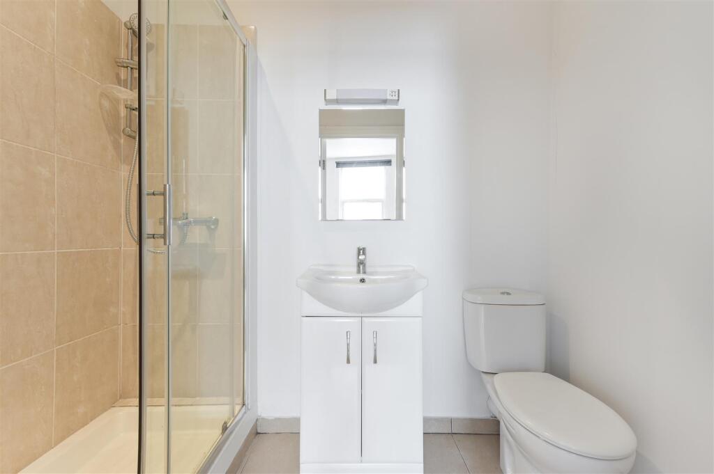 HIGH STREET 2, FLAT B (12 FROM 18)-14.jpg
