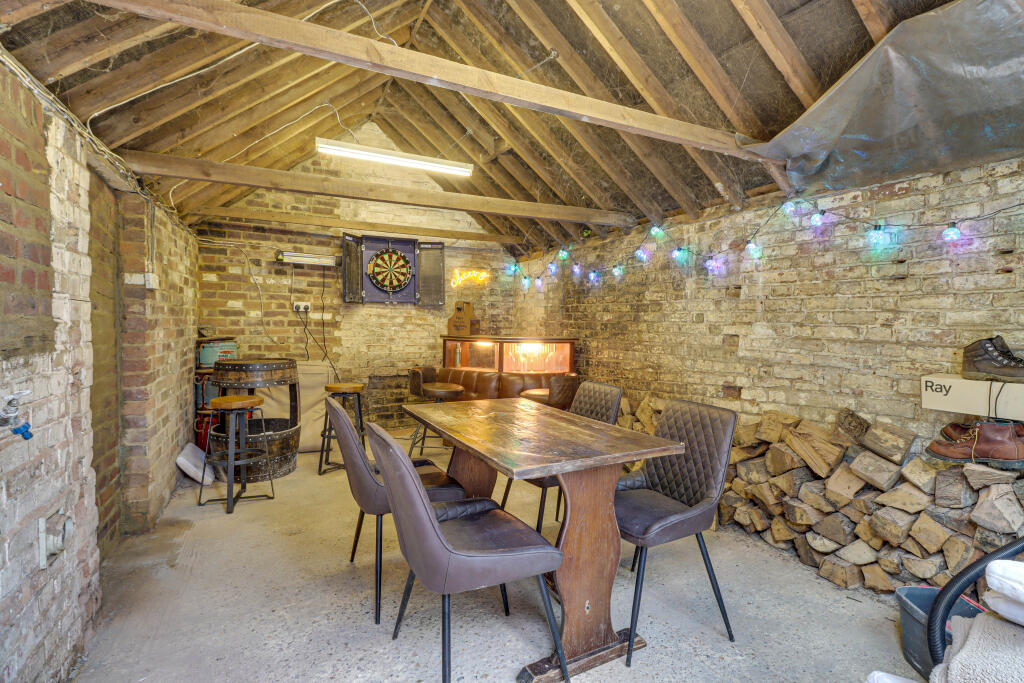 Outbuilding