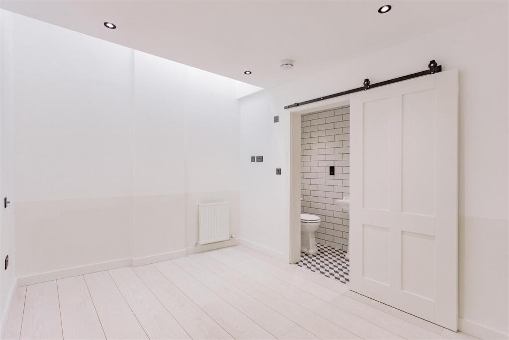 MB_visit 8_fonthill mews_8_11.jpg