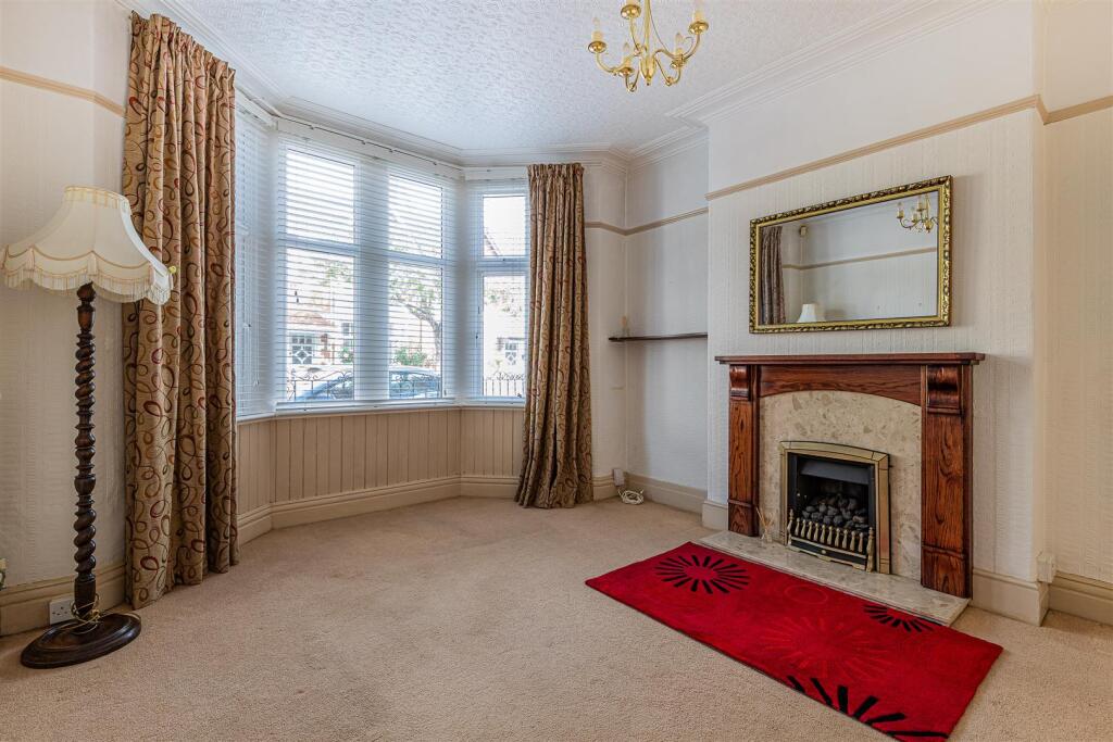 Stallcourt Avenue 28-5.jpg