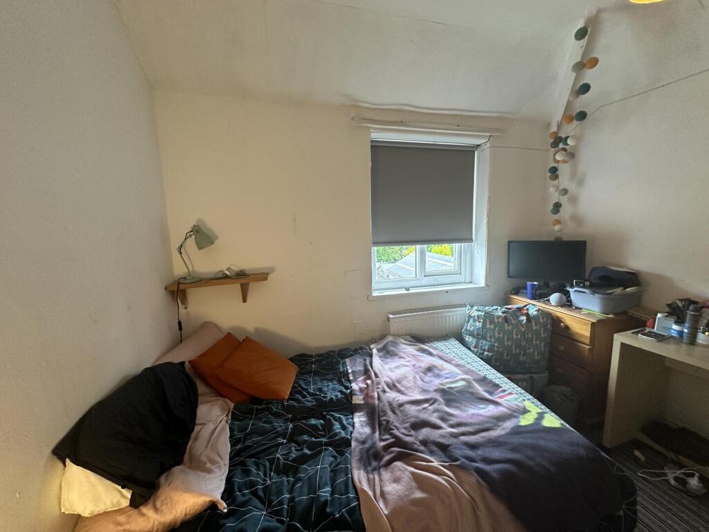 Bedroom4