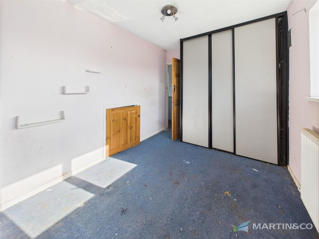 CAM02318G0-PR0444...