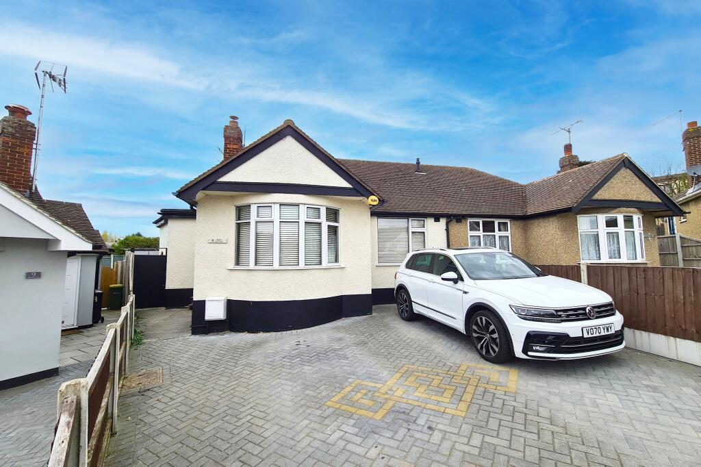 Humber Close, Rayleigh, Essex