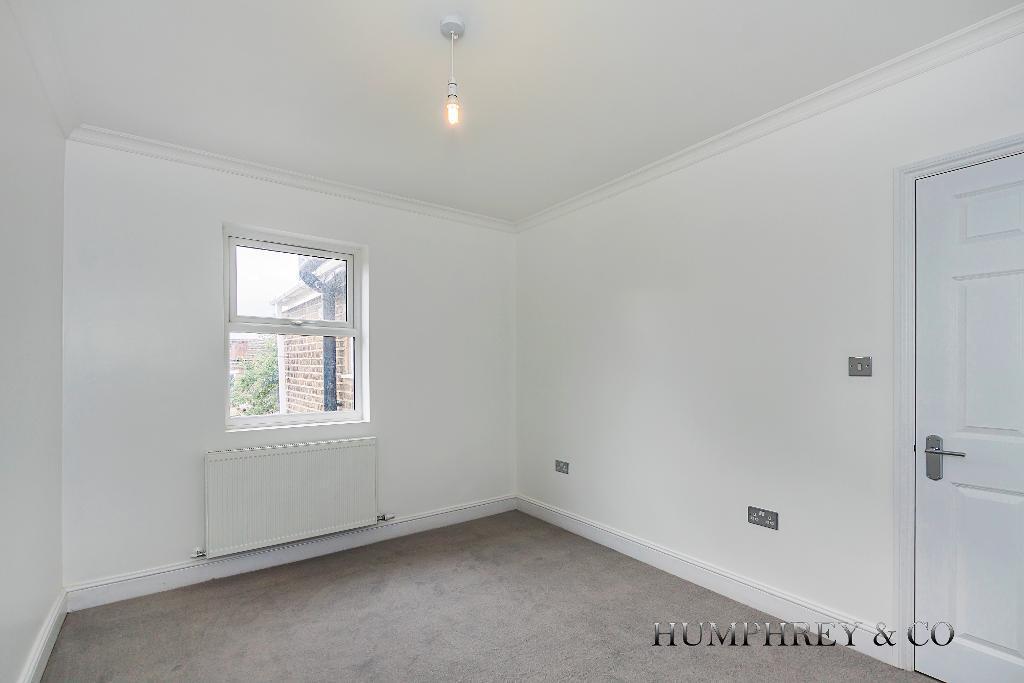 4 bedroom Terraced for sale