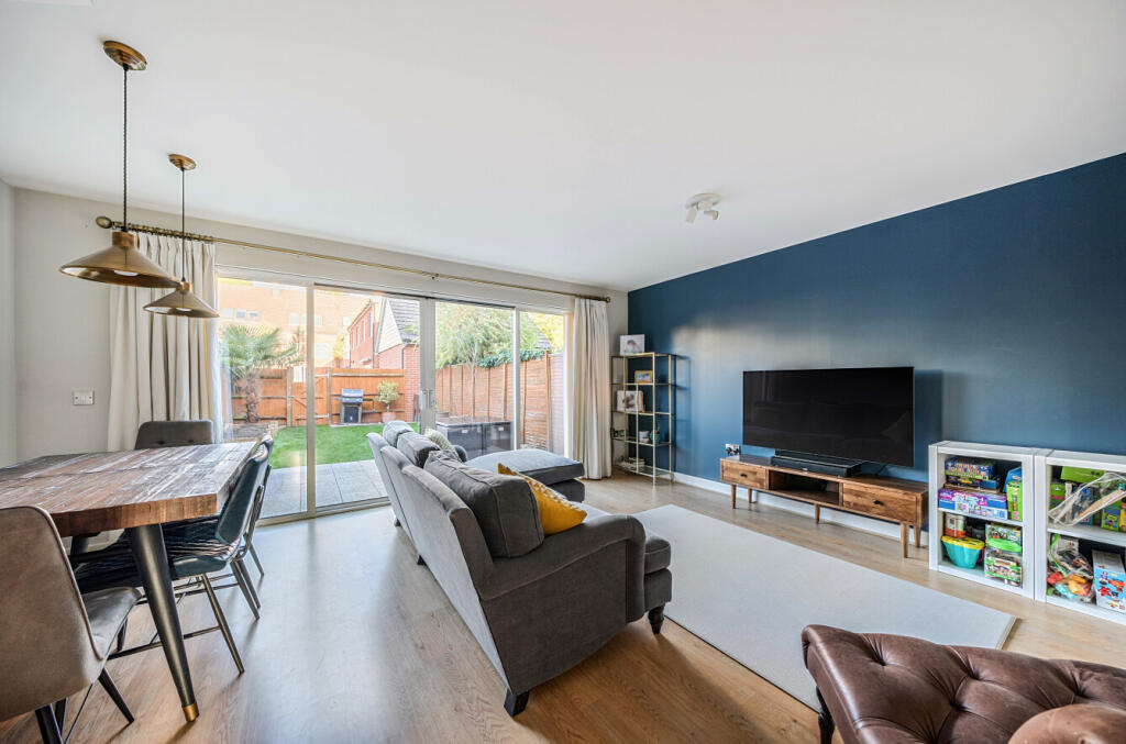 1364152-17-69009f...