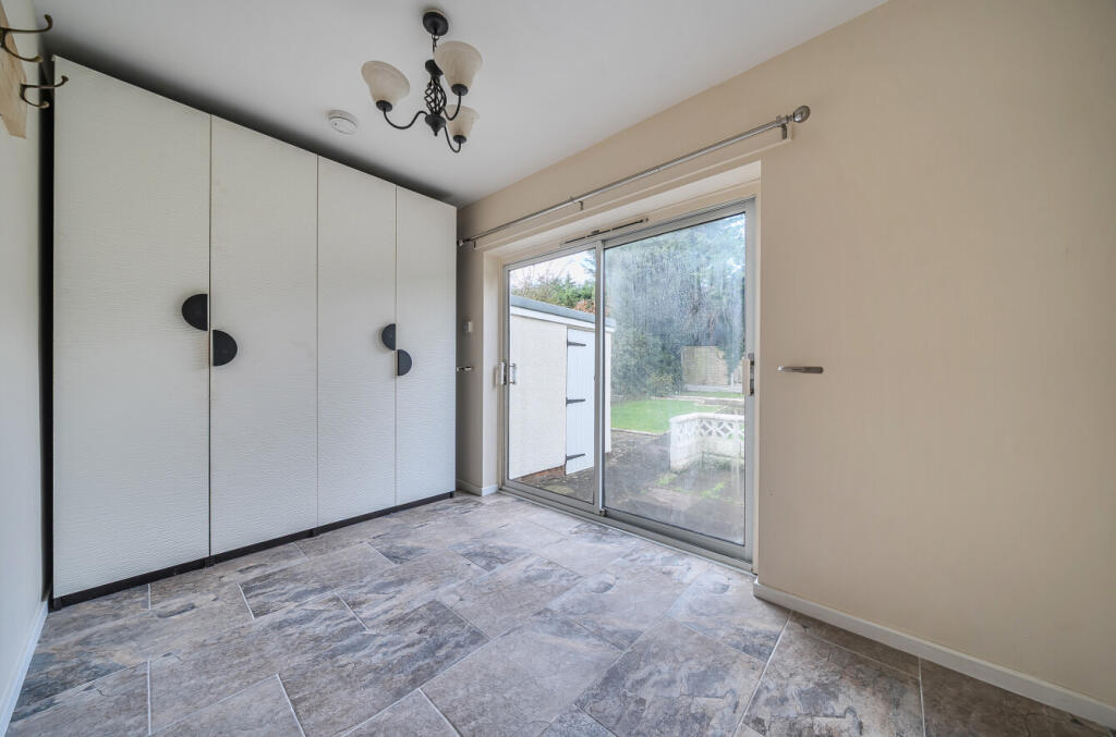 1383582-14-692456...