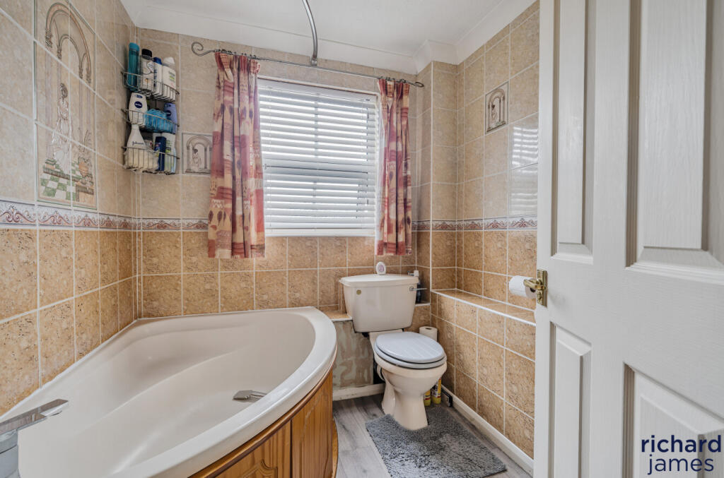 03e62d67-d6d7-41d...