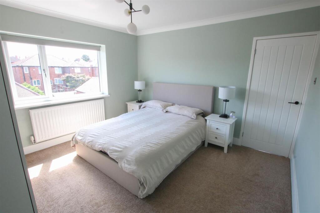 BEDROOM ROOM 1 FRONT