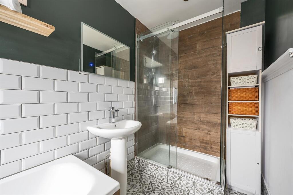 Trumpington Road, E7