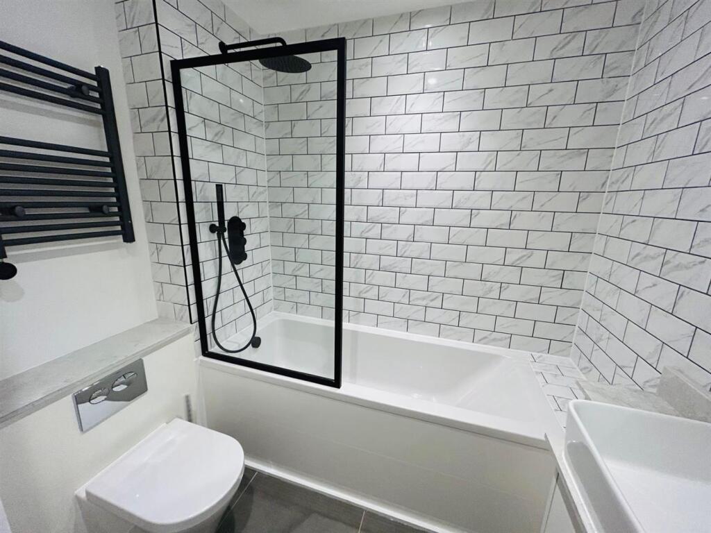 IURCUvboTEWEGa_wp5168Q