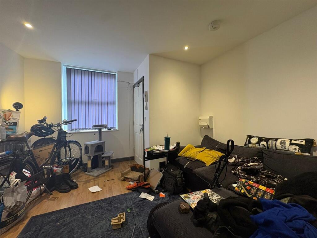 Flat One