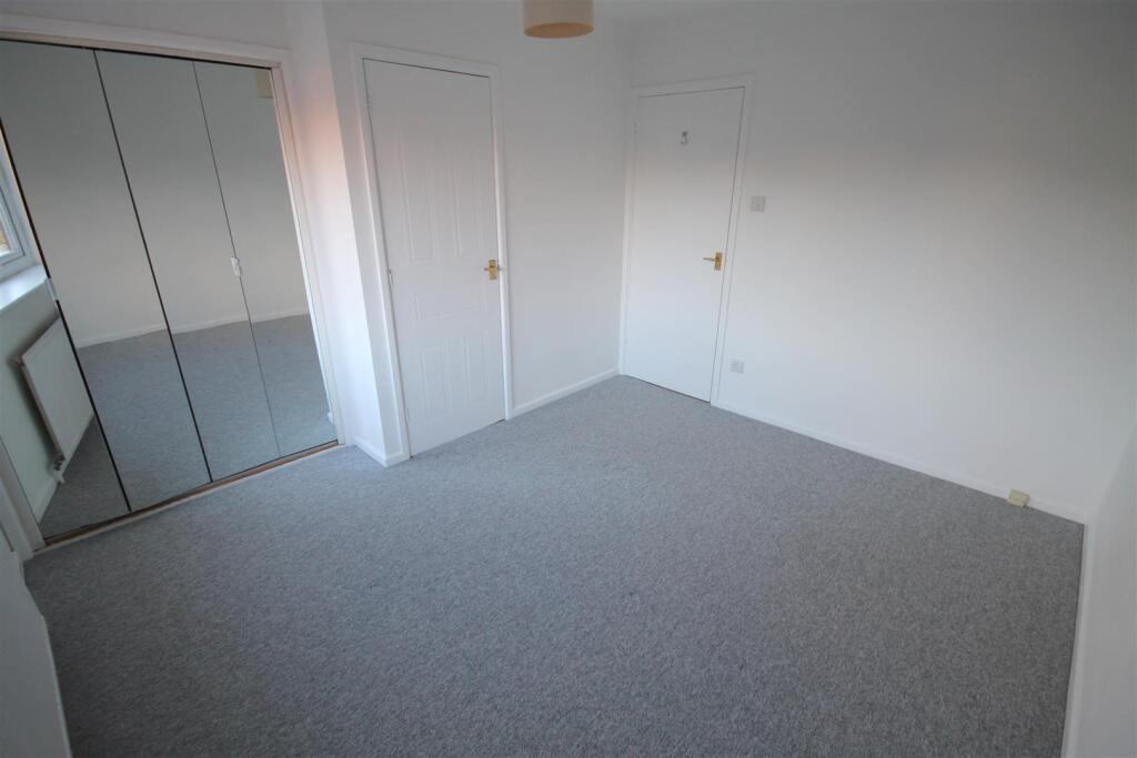 CB Bedroom 1iii.JPG