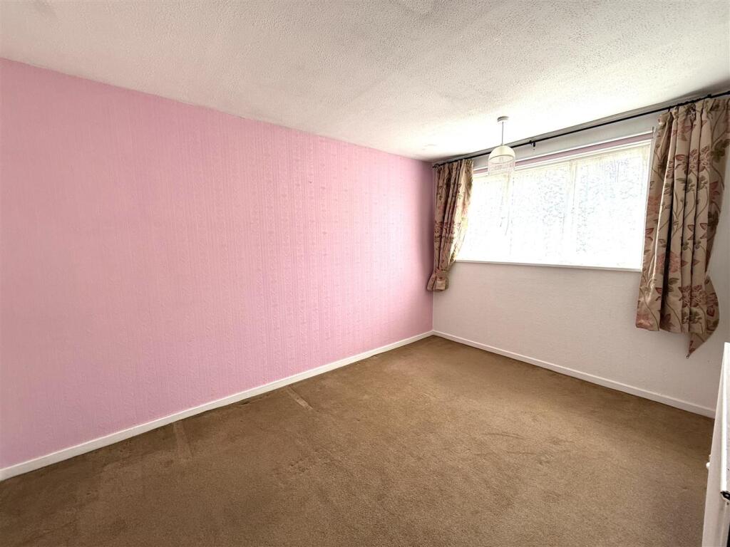 9 lanehead bed 1.jpeg