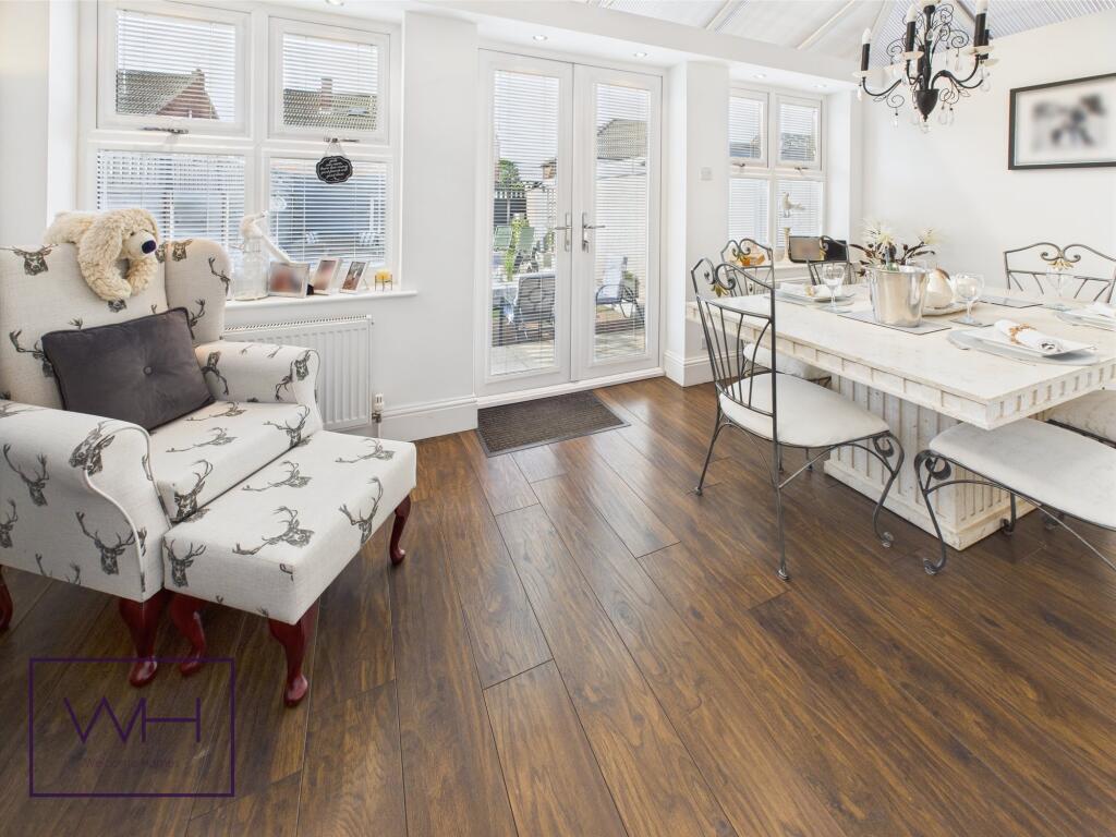 CAM03785G0-PR0258-ST