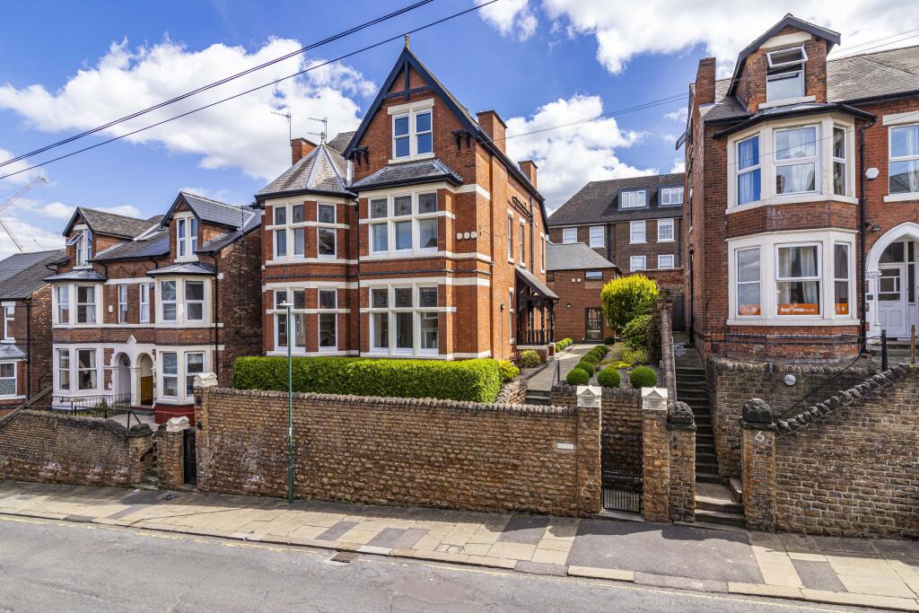 Flat1,8SeelyRoad-28